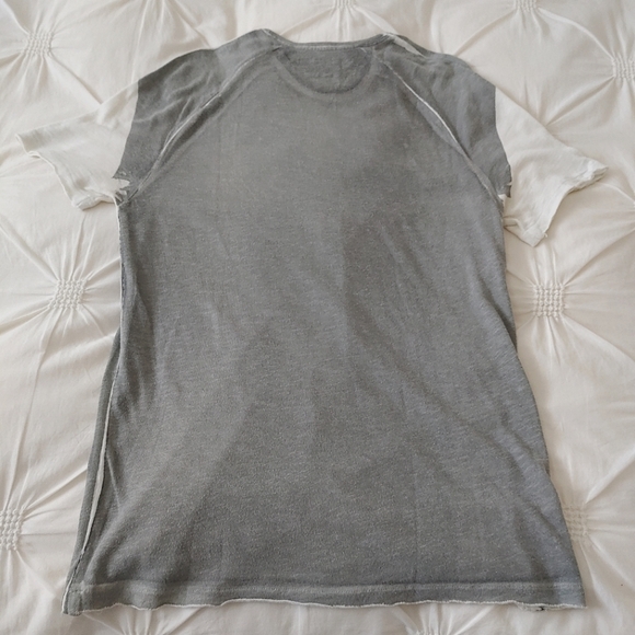 Calvin Klein Jeans distressed grey t-shirt. Size M - Picture 12 of 12